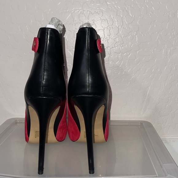 Victoria Secret Red and black Leather and stretch fabric platform ankle boots. - Picture 4 of 4